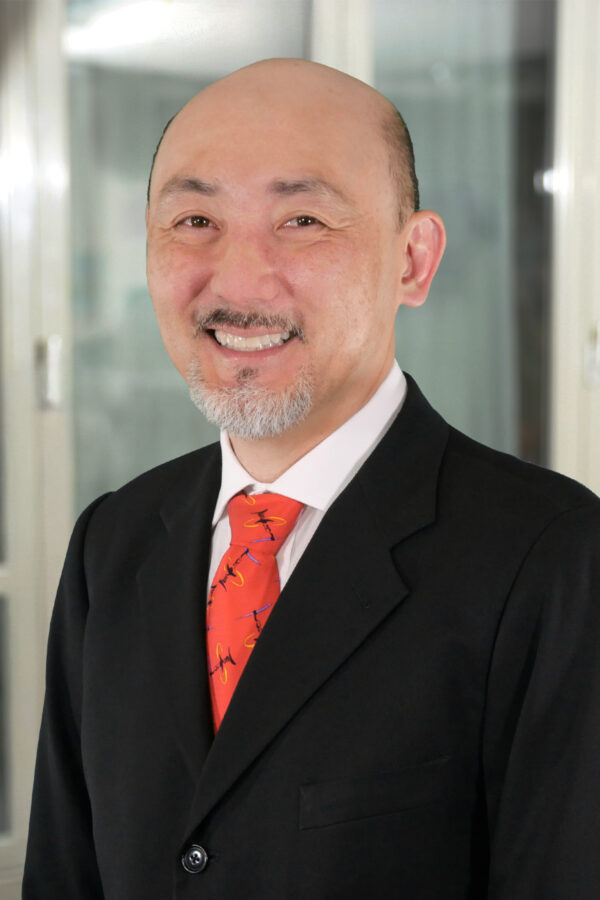 Dr. Ricardo Fujikawa 1 Ricardo-Fujikawa